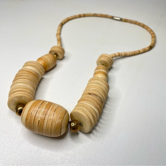 VINTAGE Wood & Copper Beaded Necklace - Picture 3 of 10